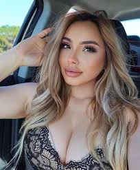 Delhi Escort girl Zehanali